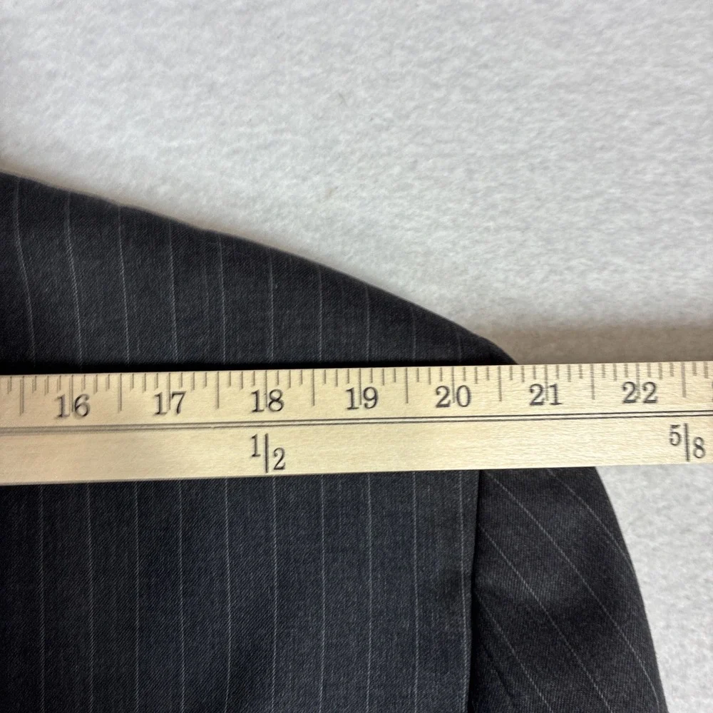 Vintage Brooks Brothers 46L USA MADE Gray Pinstripe Super 110s Wool Suit Jacket